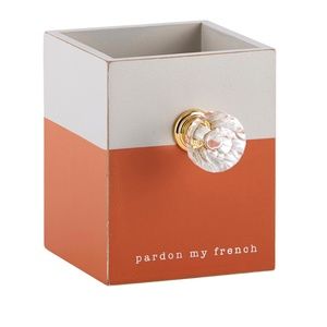 NWT Santa Barbara Design Studio Pardon My French Pencil Holder